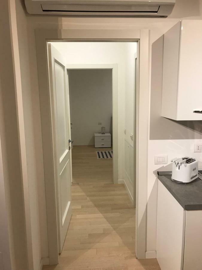 Laura'S Home - I Navigli Che Vorrei Milánó Kültér fotó