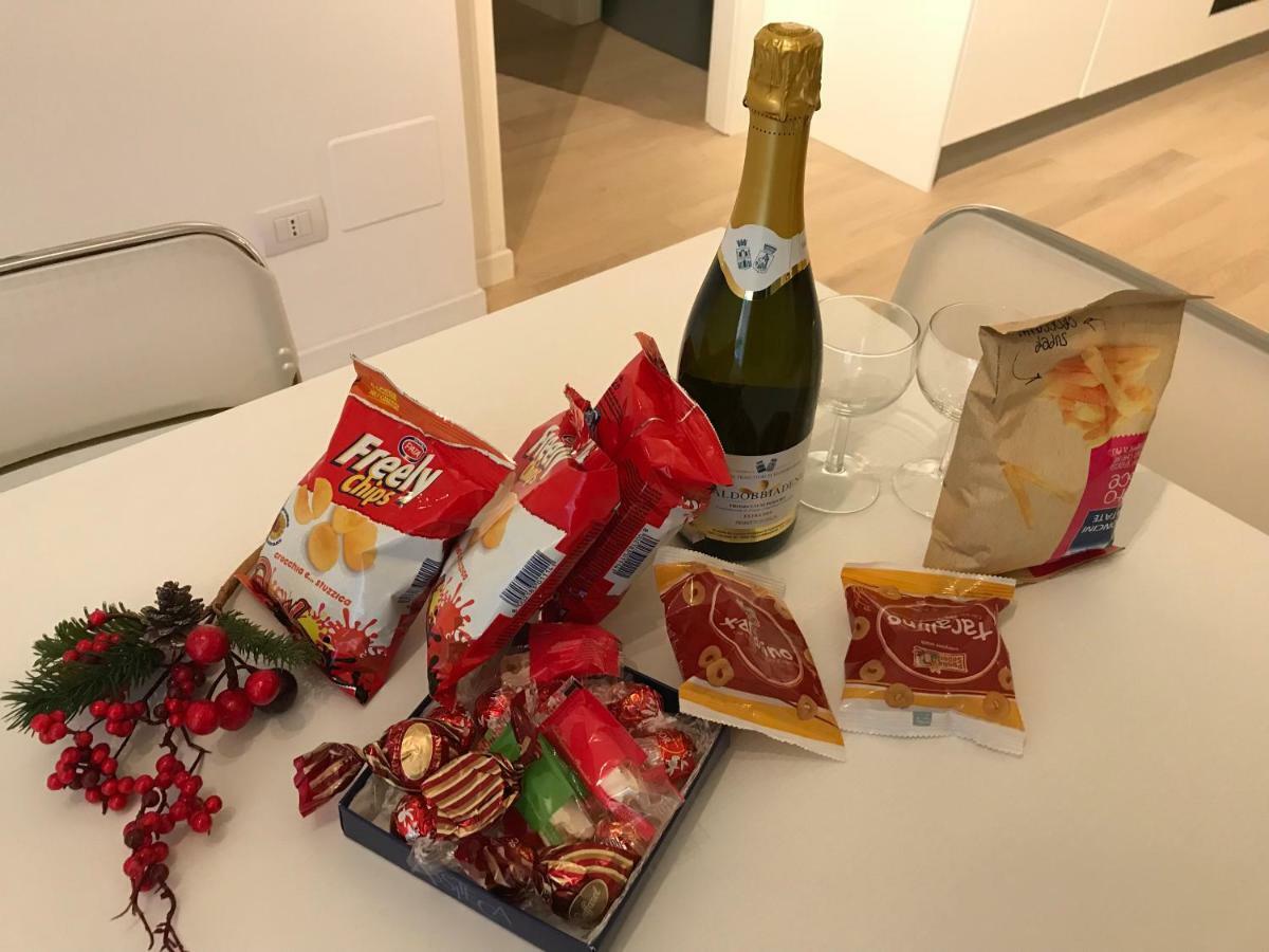 Laura'S Home - I Navigli Che Vorrei Milánó Kültér fotó