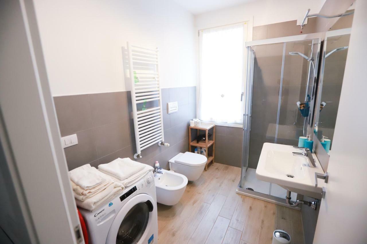 Laura'S Home - I Navigli Che Vorrei Milánó Kültér fotó