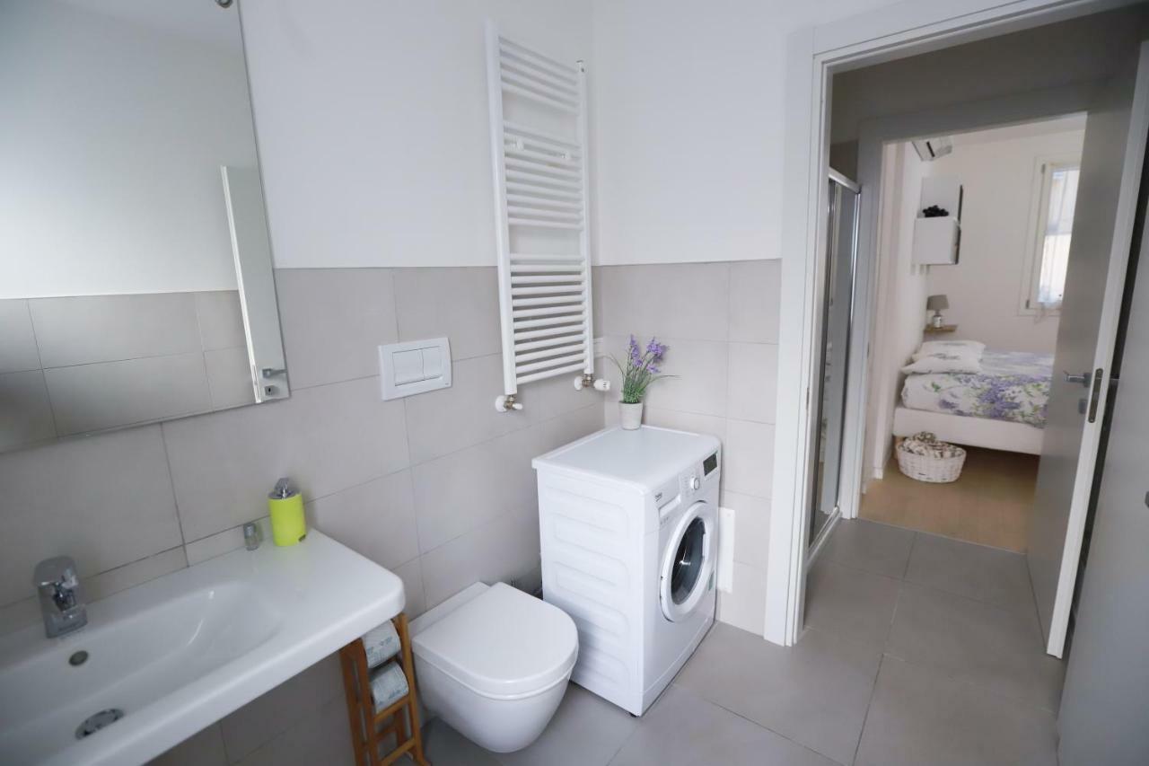 Laura'S Home - I Navigli Che Vorrei Milánó Kültér fotó