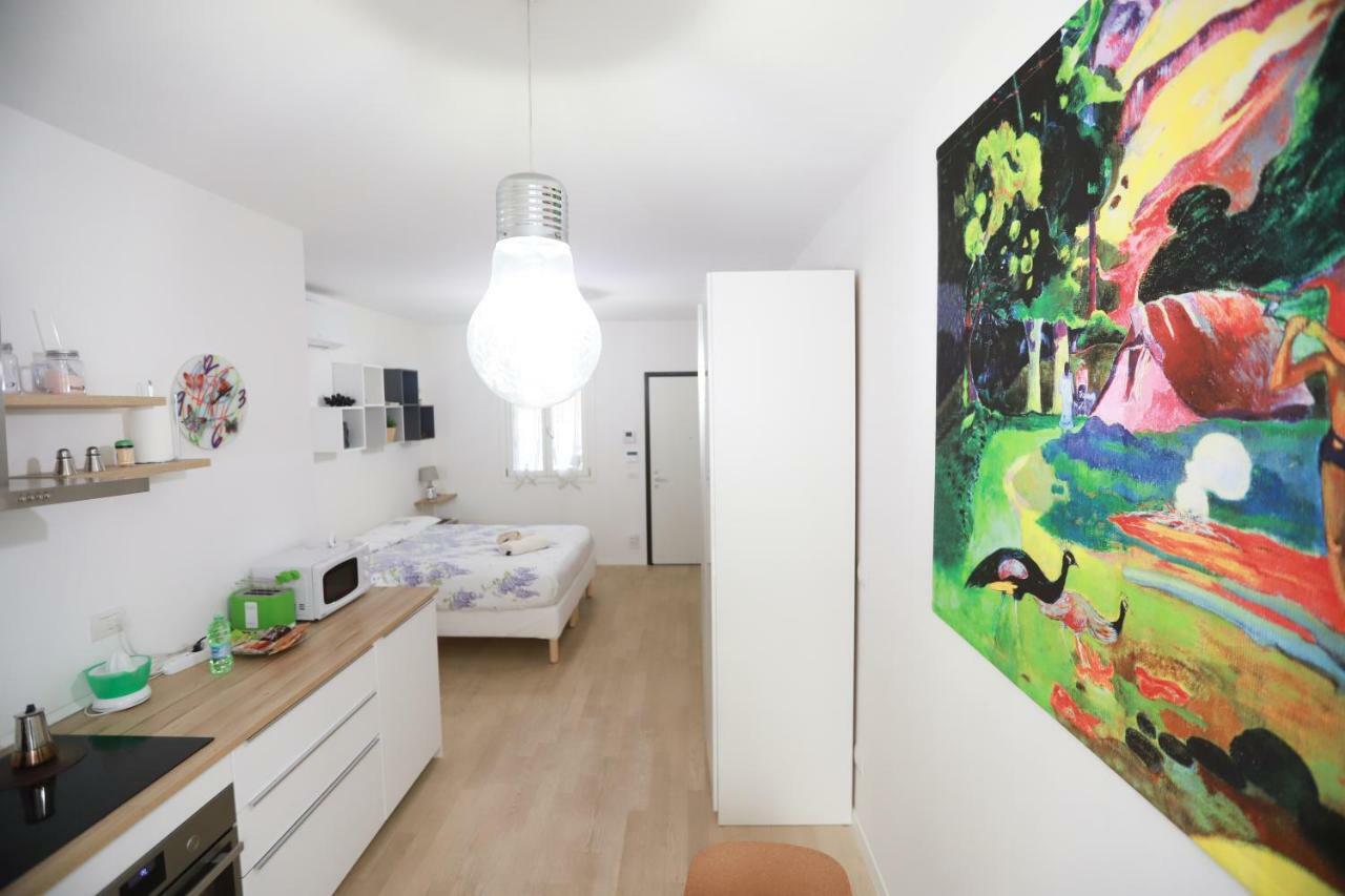 Laura'S Home - I Navigli Che Vorrei Milánó Kültér fotó