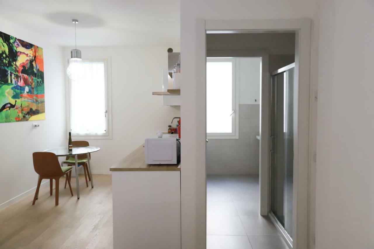 Laura'S Home - I Navigli Che Vorrei Milánó Kültér fotó
